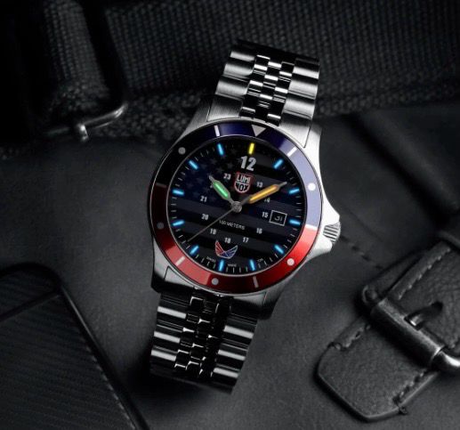 VOLITION AMERICA 'Minuteman', Dress Watch, 42 mm XS.0914.VOL SKU: XS.0914.VOL