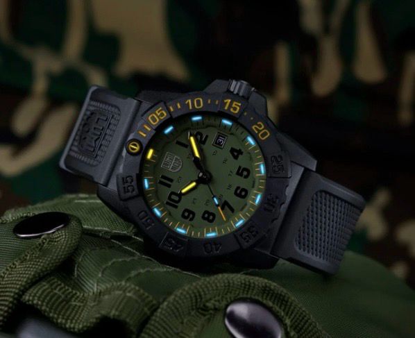 Navy SEAL Foundation 3500 Series Military Dive Watch, 45 mm SKU: XS.3517.NSF.SET