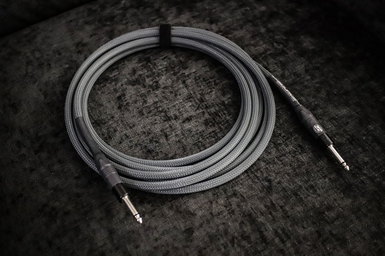 The Source Ultra Low Capacitance Premium Guitar Cable (BLACK PEARL), Connector type: 15ft ULC cable straight/straight 1/4&quot;