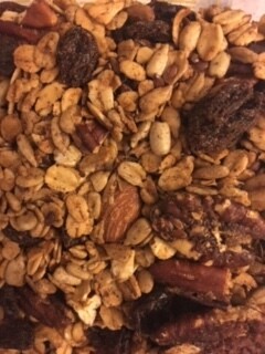 Cinnamon Pecan Granola