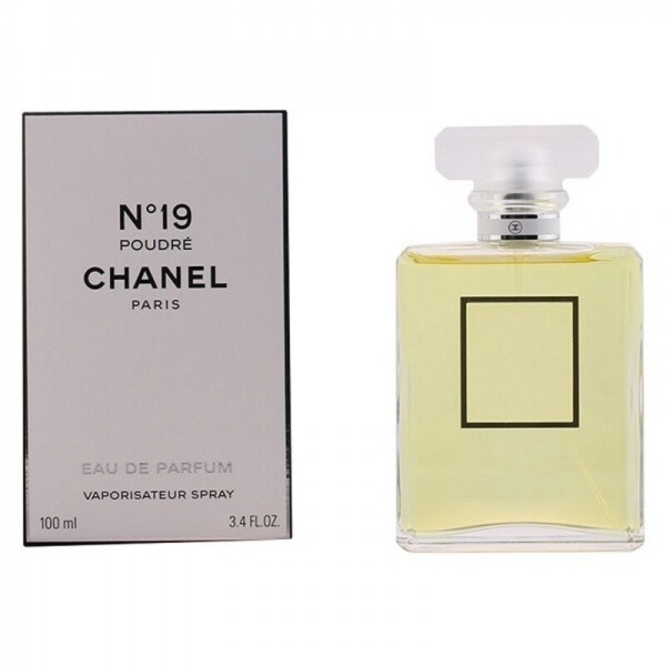 N°19 Poudré By Chanel
