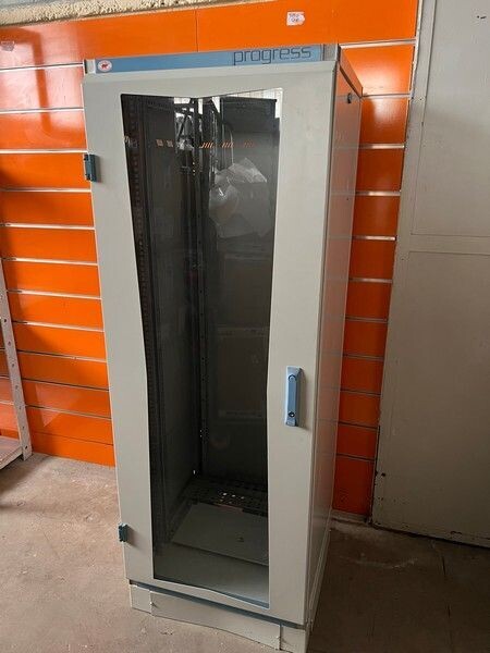 Armadio rack a pavimento Tecnosteel progress