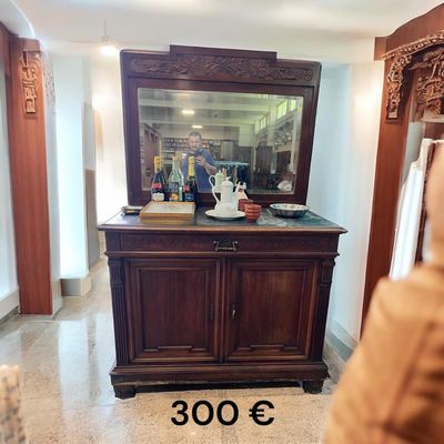 Comò in legno masello con specchio
