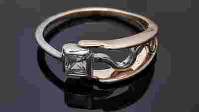 Modernus auksinis moteriškas žiedas 18.25 dydis Modernus auksinis moteriškas žiedas 18.25 dydis