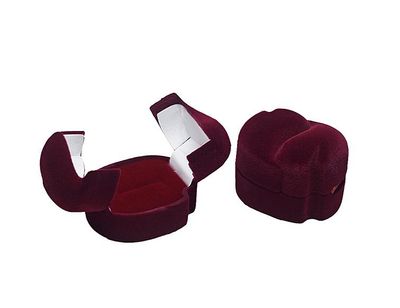 Box for ring, earring, pendant 5.6x4.2x4.1 cm A7101200DR