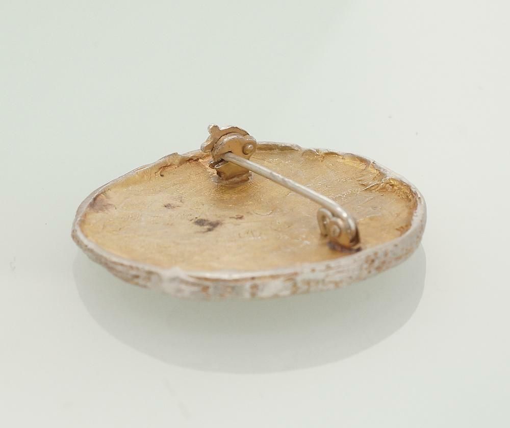 Silver brooch A2920089MattPOxMattY Size 34 mm