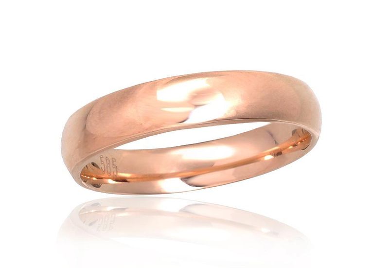 Classic Wedding Gold Ring, 4 mm wide