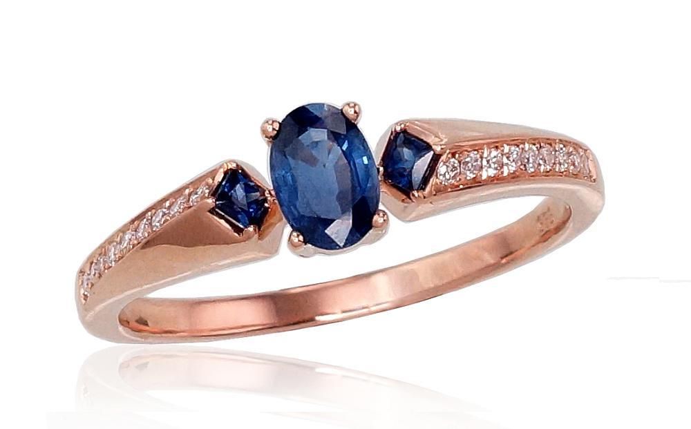 With Gemstone Gold Ring A1100423AuRDISA