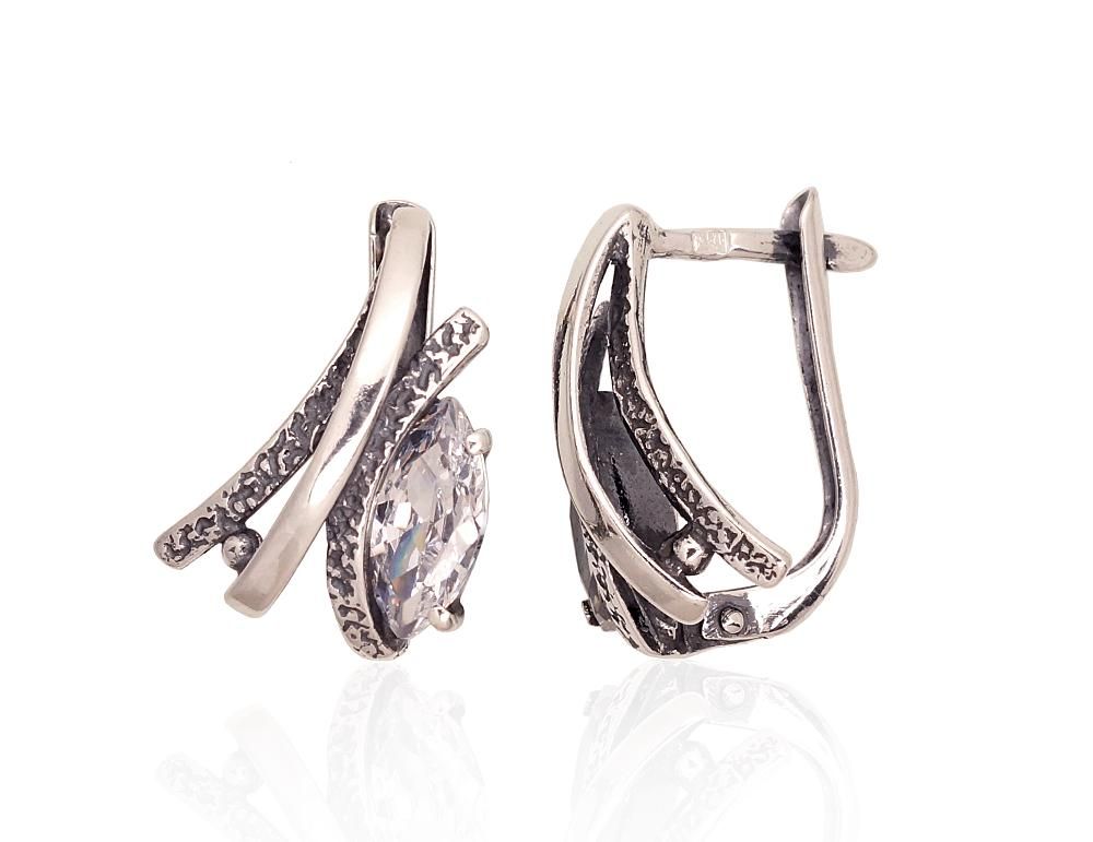 Silver earrings with 'english' lock A2203583POxBkCZ Silver 925° oxide Plating Zirkons  "English" lock