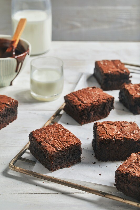 Belgian Dark Chocolate Brownies (16 Piece Batch)