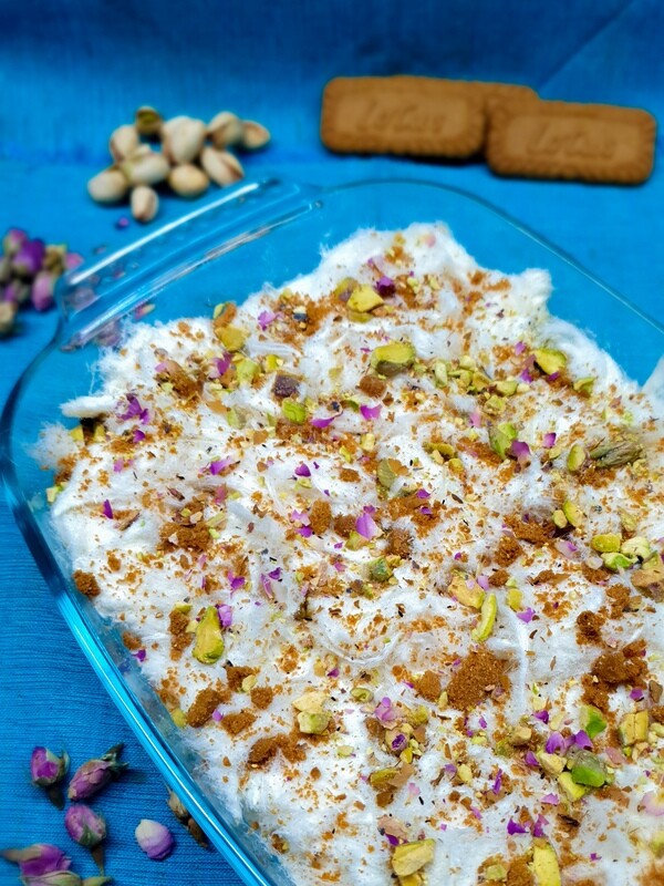 Mastic Muhalabeya (Pistachio, Rose Petals, Lotus Crumbs &amp; Halva Fluff on Top)