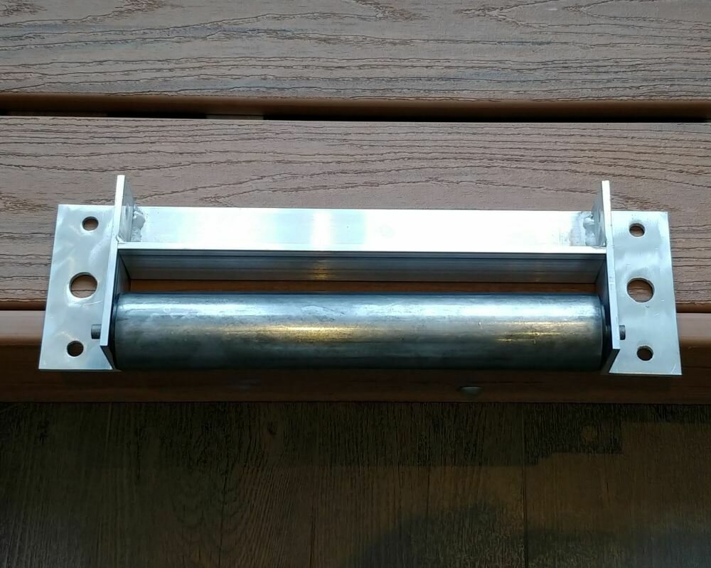 MARINE RAILWAY CABLE ROLLER
