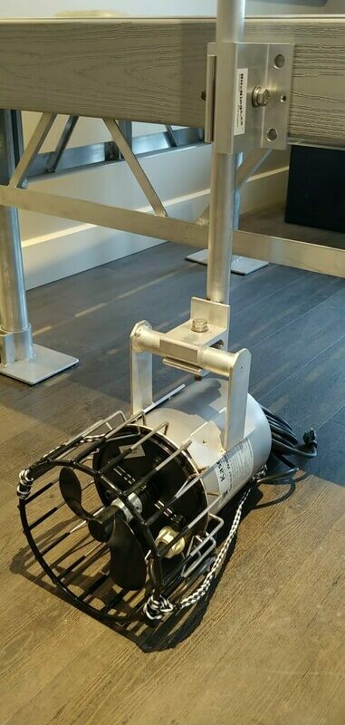 HITCH HINGE PITCH MOUNT