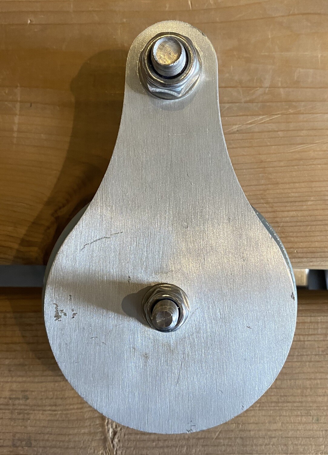 GREASE PULLEY