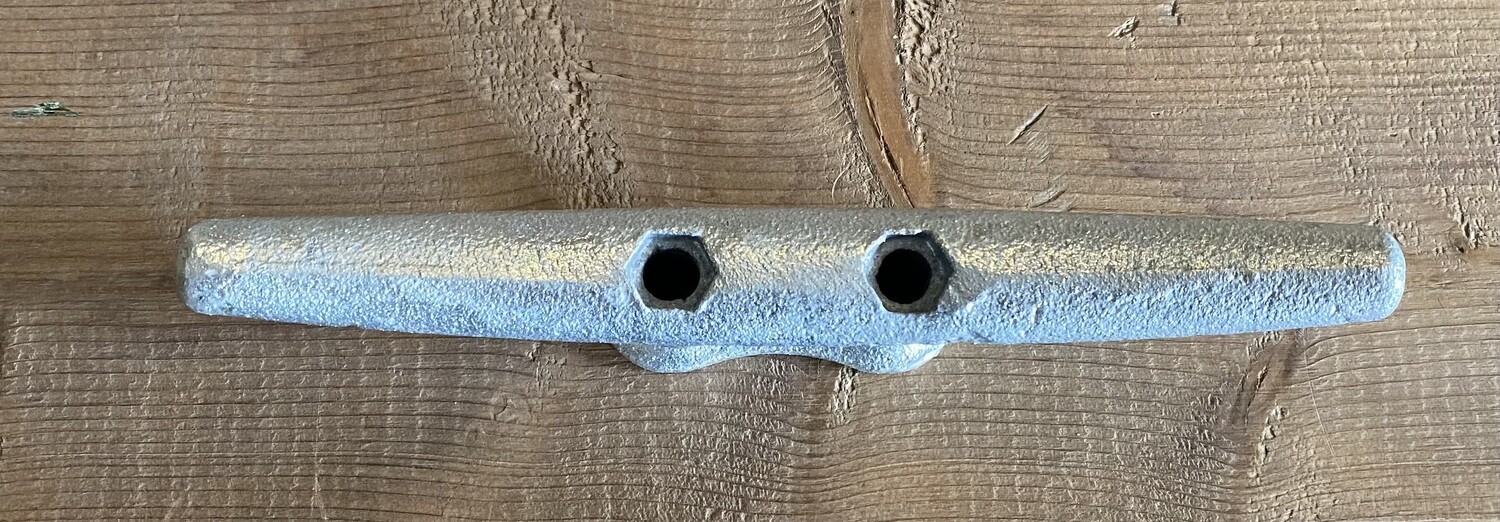 STANDARD GALVANIZED DOCK CLEAT 8&#39;&#39;
