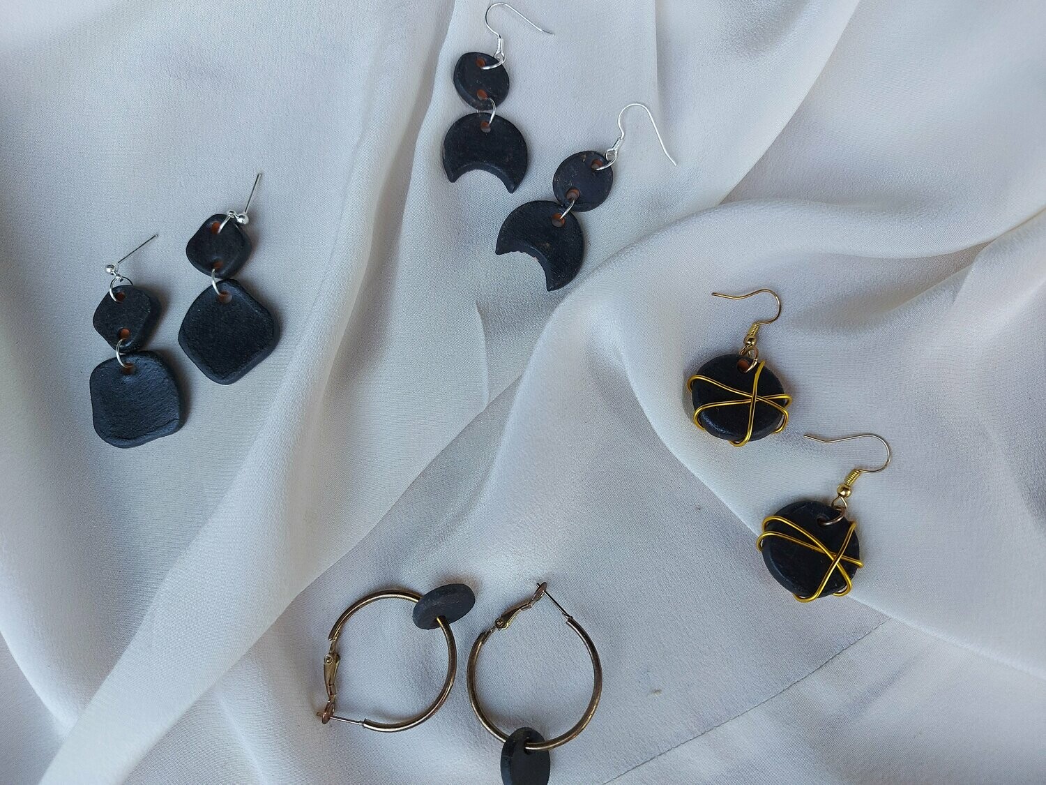 Simple black collection