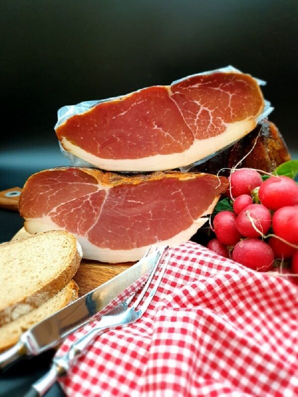 Geräucherte Bauernschinken*