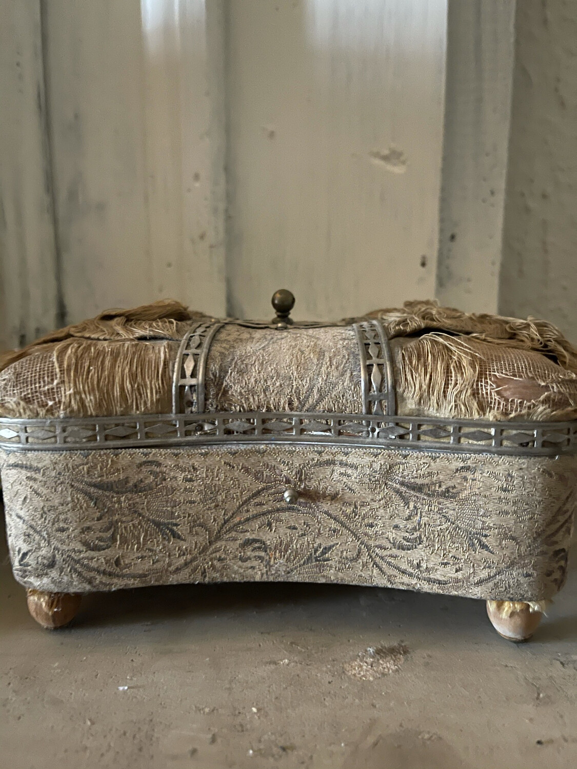 French Shabby Silk Casket  6 Inches X 4 Inches