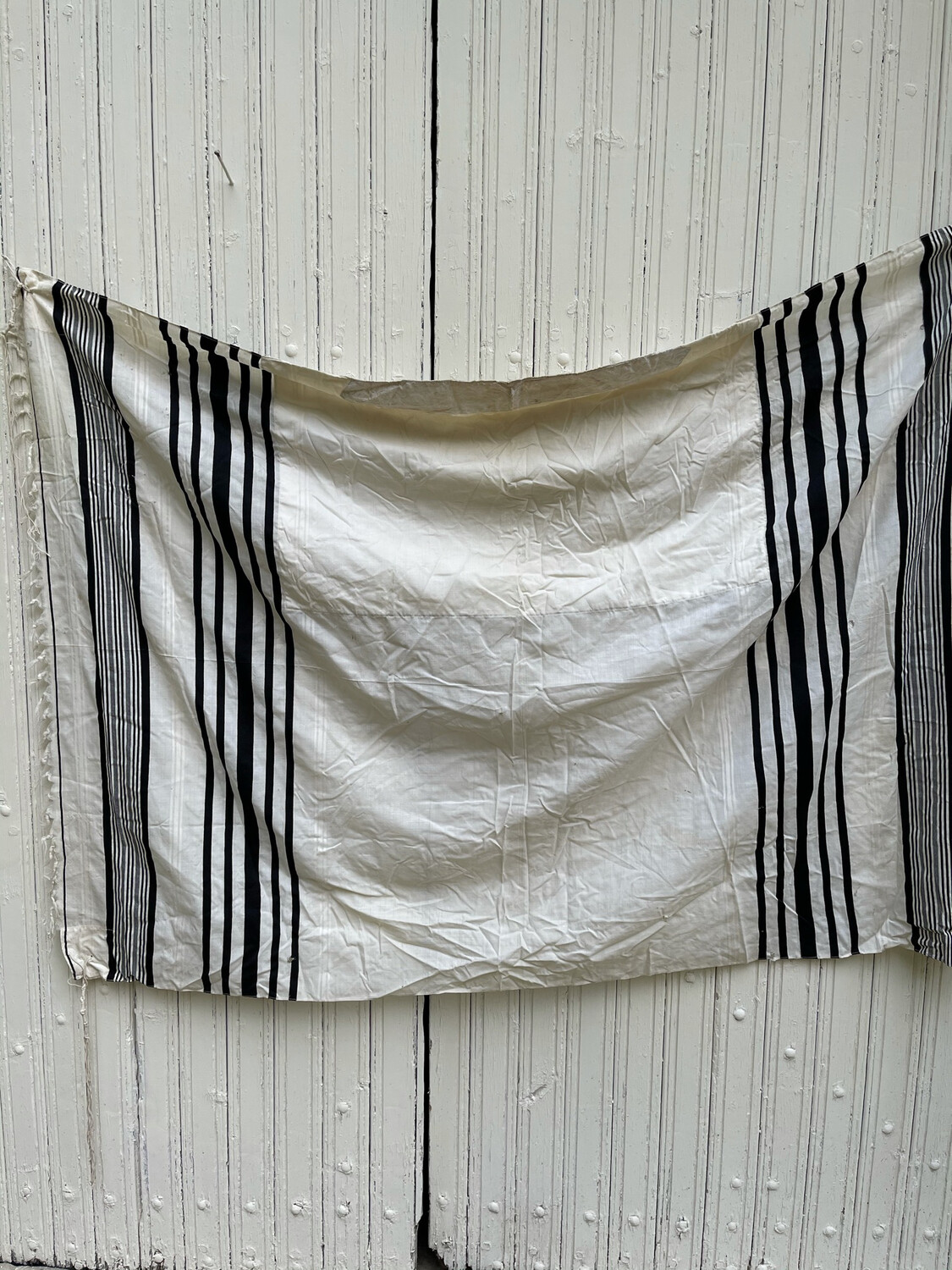 Large Throw Or Piece Of Cotton And Silk In Black And White