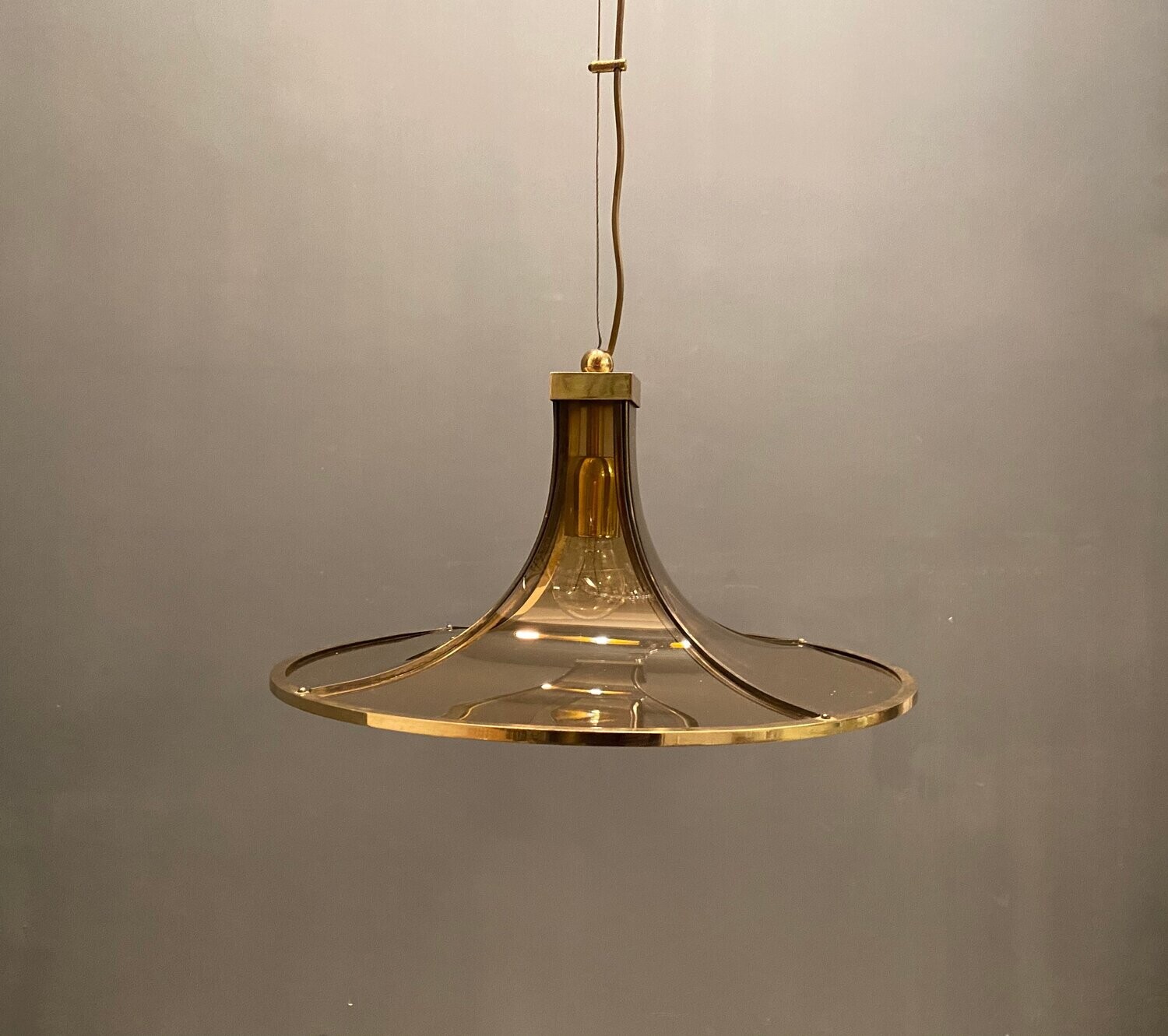 Mid-Century Pagoda Pendant Lamp from Esperia, 1960s