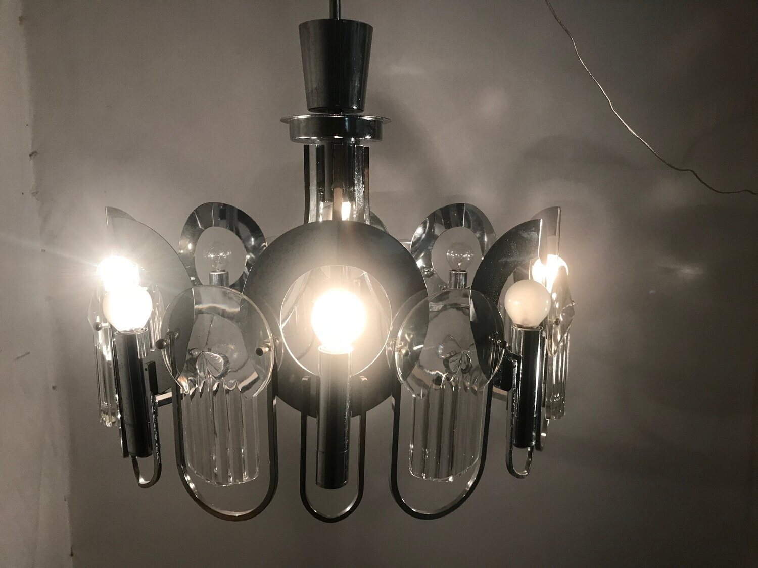 Mid-Century Chandelier by Gaetano Sciolari