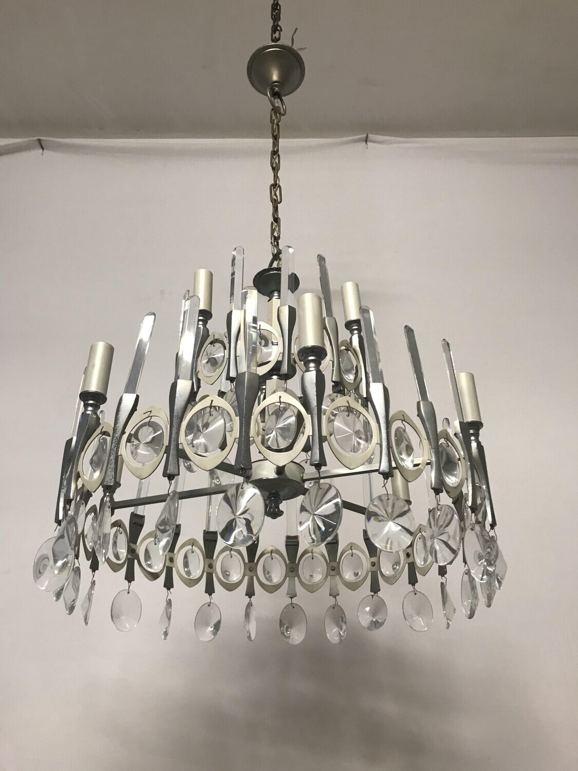 Vintage Italian Chandelier by Gaetano Sciolari