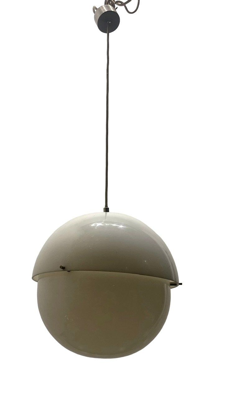 Model 4022 pendant lamp designed for Kartell by Italian architect Luigi Bandini Buti in 1967.