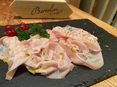 Mortadella con Pistacchio