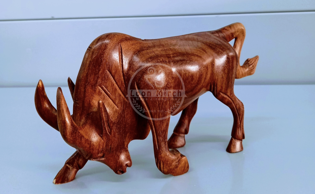 LM Wooden Bullfighter