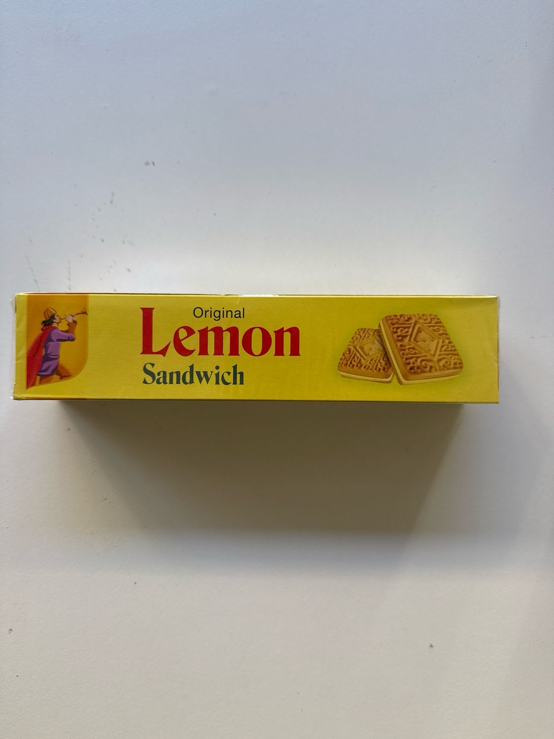 Lemon Sandwich Biscuit