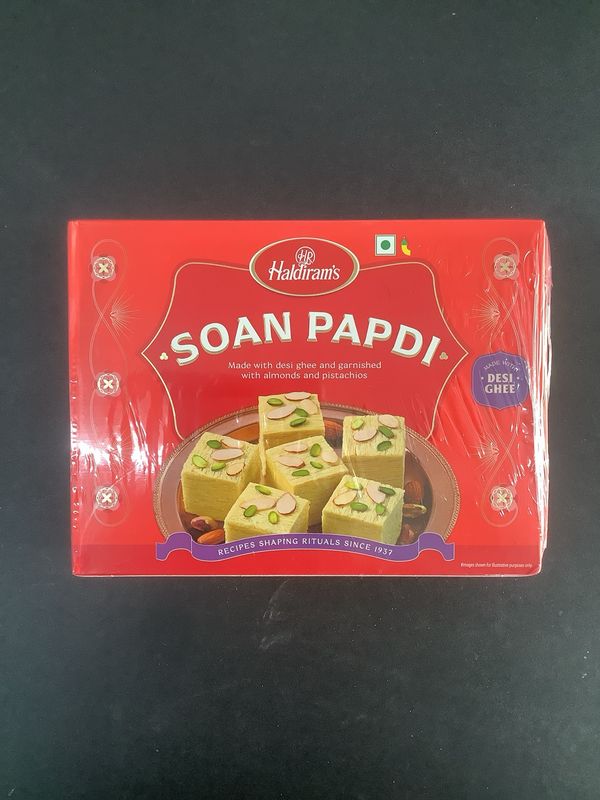 Haldirams Soan Papdi (Indische Süßigkeiten mit Mandeln und Pistazien) 500g