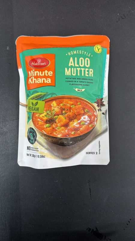 Haldirams Minute Khana Aloo Mutter 300g