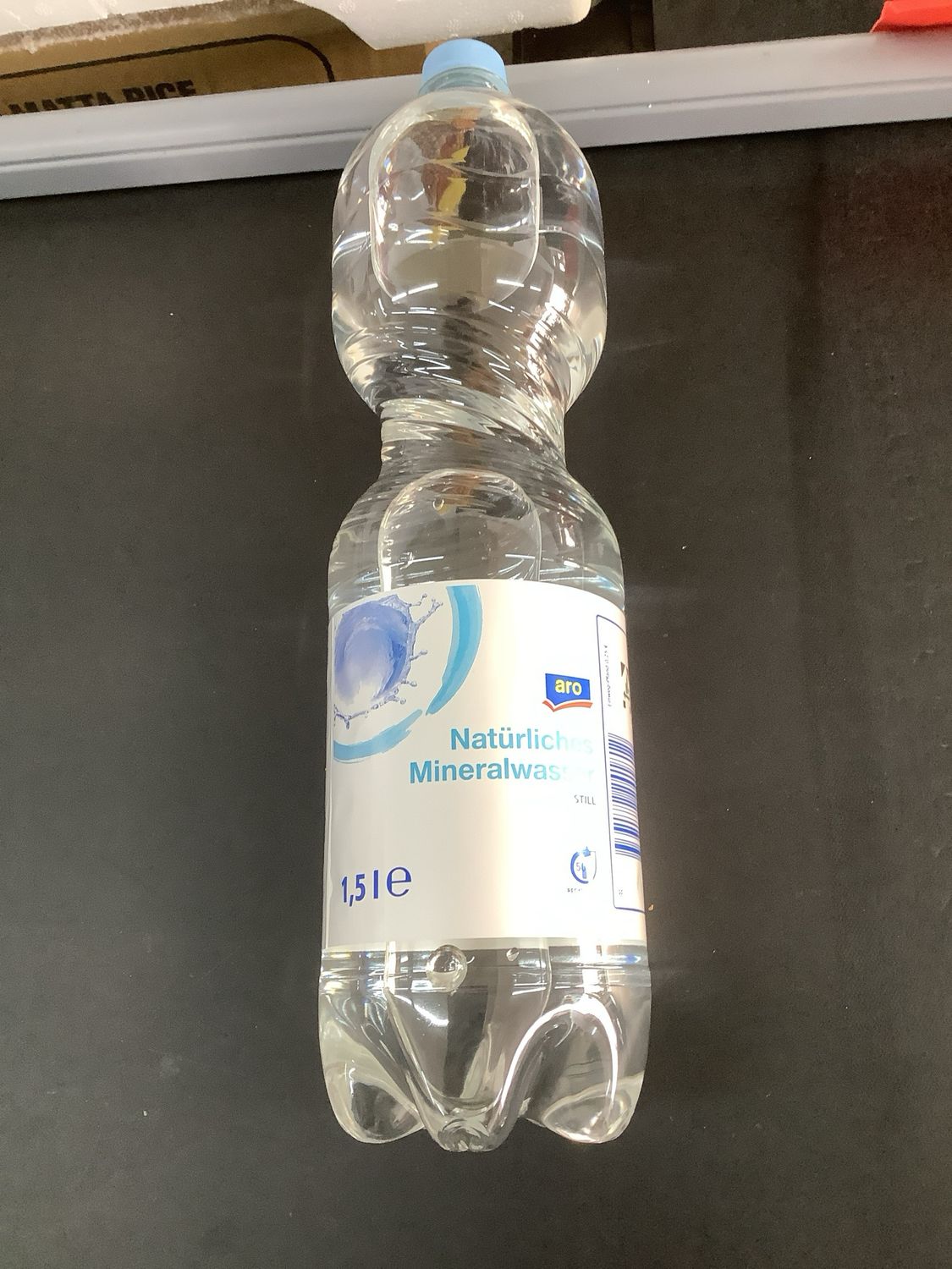 Aro Natürliches Mineralwasser Still 1.5 L 