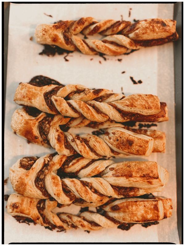 Marmite & Cheddar Twist (WEEKENDS ONLY)