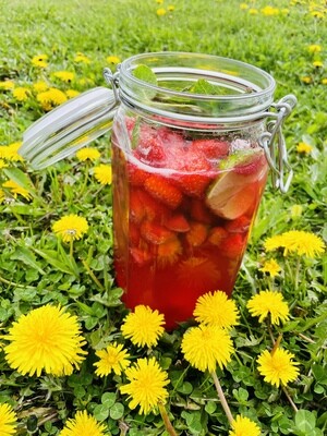 Erdbeerbowle, 1 Liter im Weckglas
