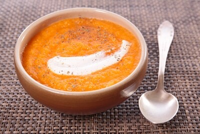Tomaten-Mango-Cremesuppe
