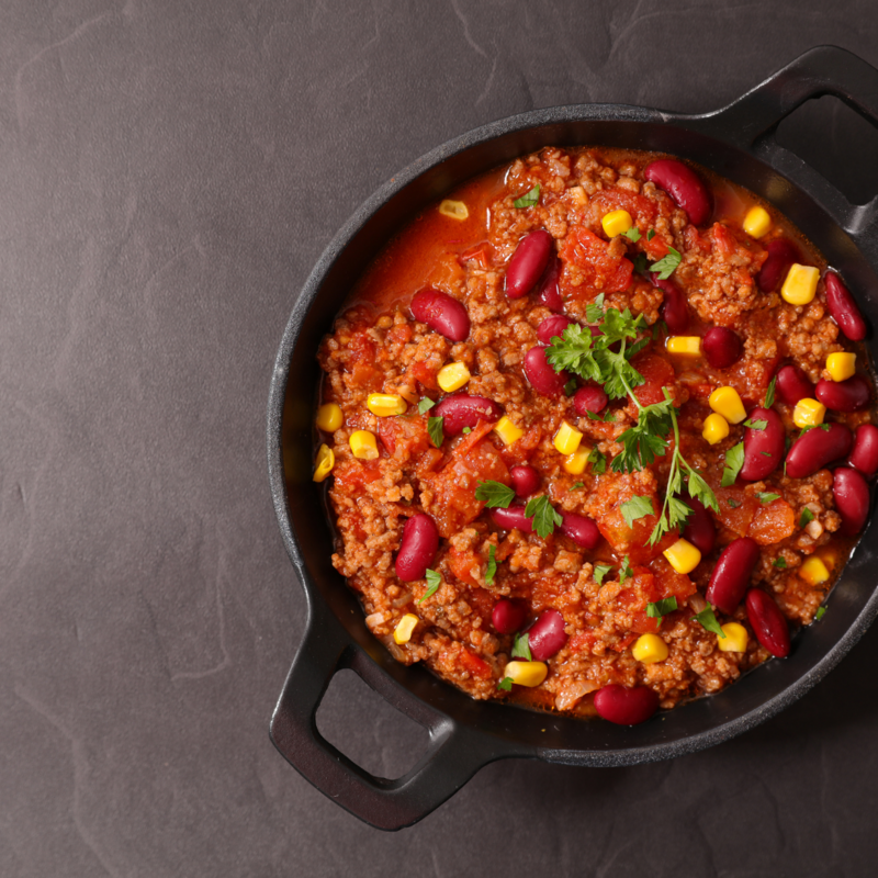 Chili con Carne mit Baguettebrot Chili con Carne mit Baguettebrot