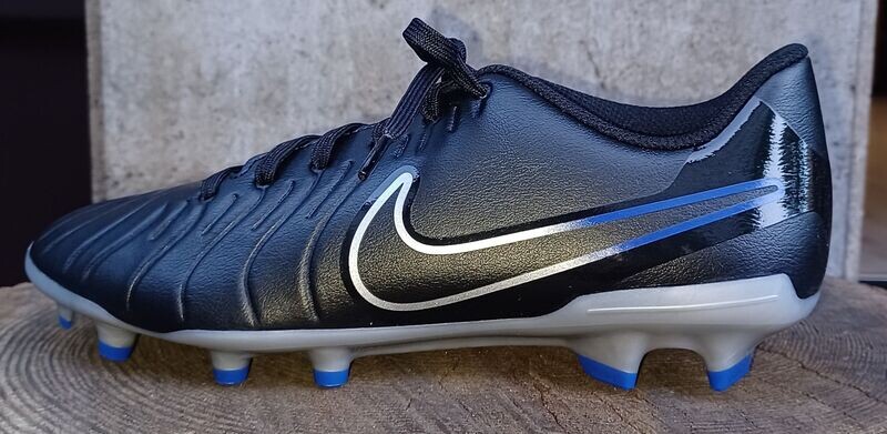 NIKE SCARPA CALCIO LEGEND CLUB FG/MG DV4344-040