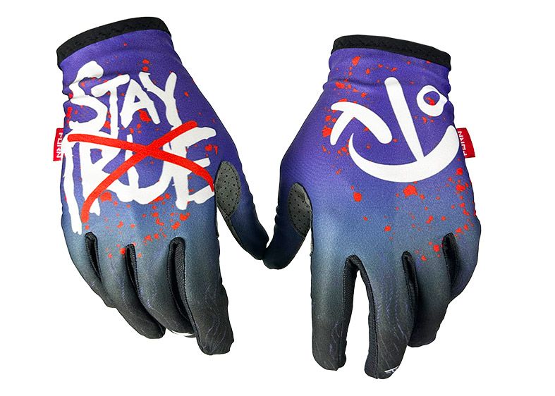 STAY TRUE GLOVES