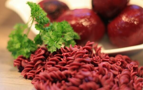 Rote-Bete Nudeln