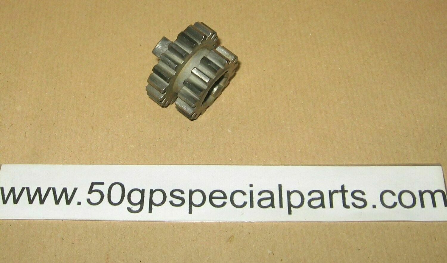ISO 125 150cc. 4V. MOD. 1954 INGRANAGGIO SCORREVOLE Z16 -19 PRIMARIO