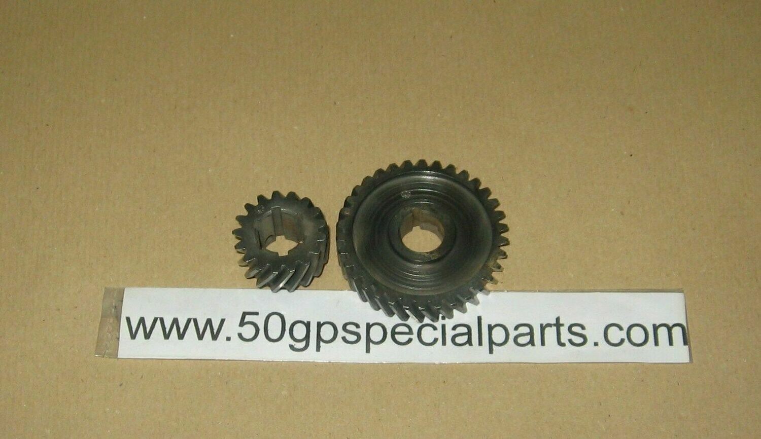 MOTO MORINI 98 SBARAZZINO 125 CORSARO 4T. COPPIA INGRANAGGI DISTRIBUZIONE 17-34