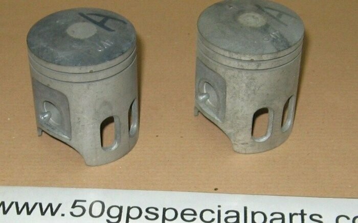 YAMAHA 125cc. 2T.LAMELLARE 
COPPIA PISTONI D.52mm