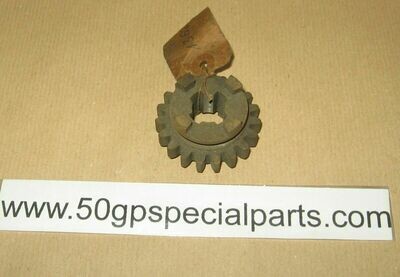 MOTO GUZZI GALLETTO 175-192cc 4T. INGRANAGGIO Z19 SECONDARIO