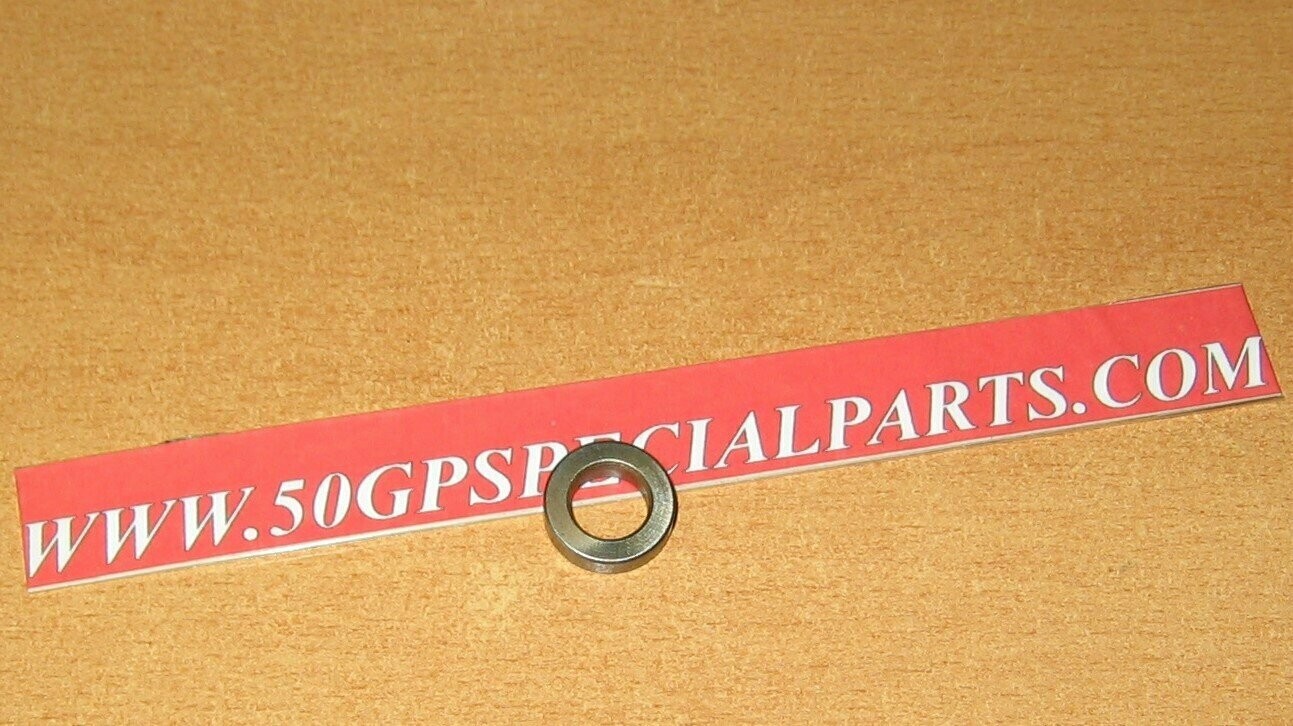 DISTANZIALE ALBERO SELETTORE CAMBIO TS/R4  5ST/R  6ST-UC
 COD. 136018