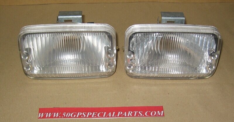 FANALE CICLOMOTORE PIAGGIO BRAVO 1981  SET N. 2 PZ.
