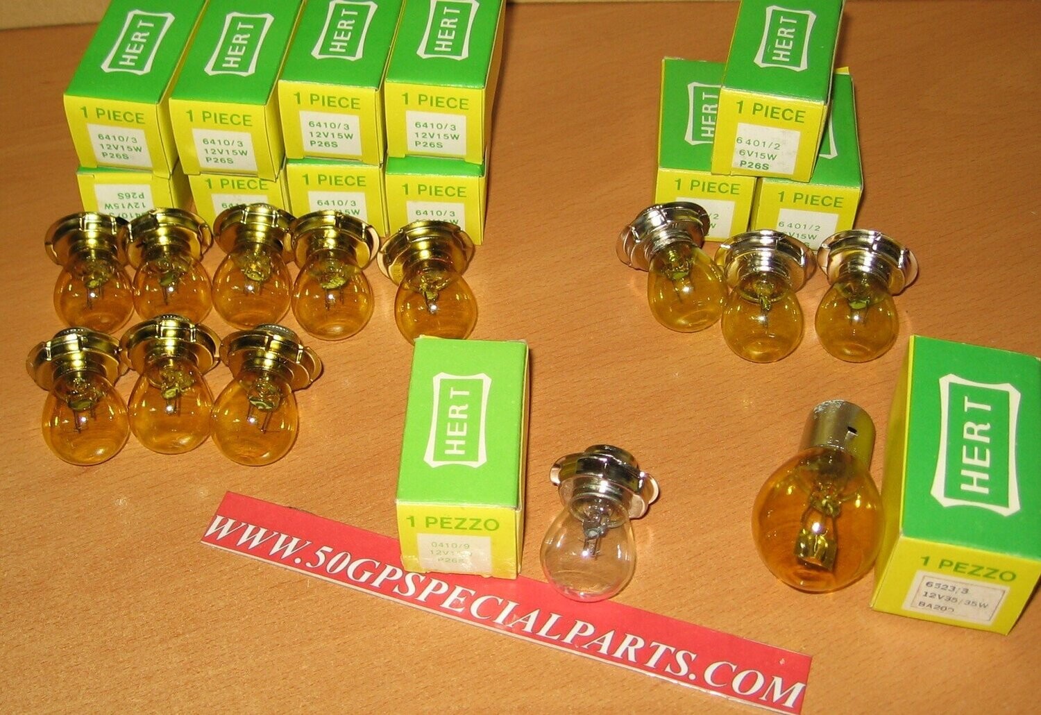 ​LAMPADINA HERT 6410/3 12V. 15W P26S  6401/2 0410/9 6523/3 STOCK