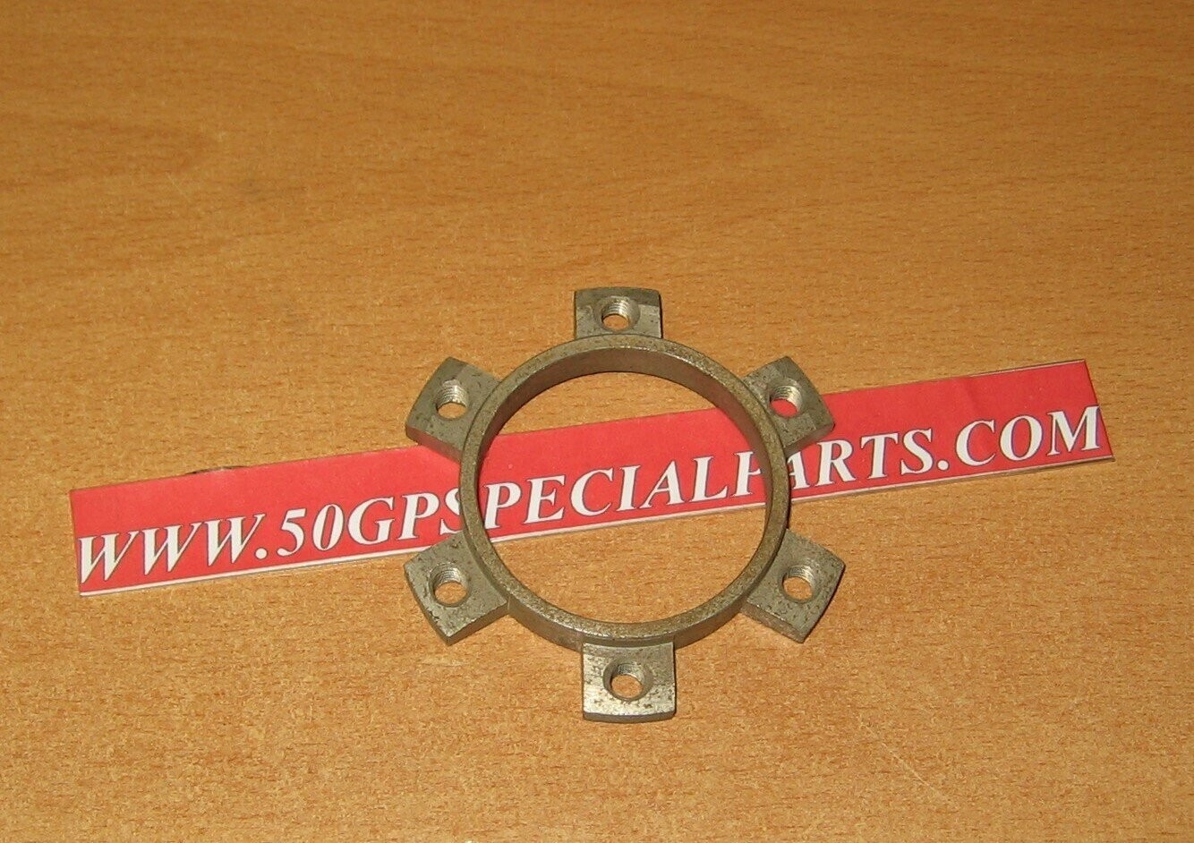 CECCATO  ALPINO BENELLI DKW FBM GABBIANO MOTO MORINI MONDIAL GUAZZONI GUZZI MOTOBI  VESPA LAMBRETTA  FLANGIA  6 FORI
