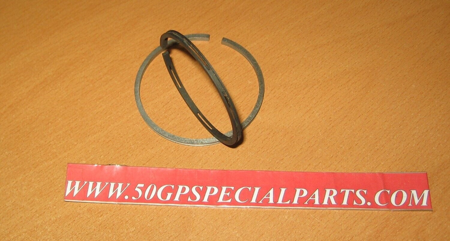 SEGMENTO RASCHIAOLIO ROF H3mm. MOTORI 4T.
D.56.2- D.56.6-D. 61.3-D.61.5-D.62.8