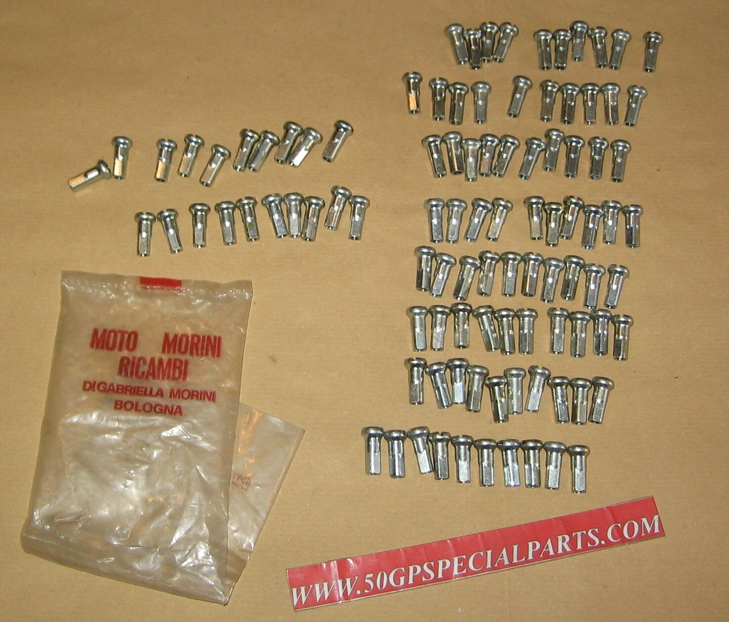 MOTO MORINI 500 350 250 125cc. 4T. SET N.100 NIPPLES  RAGGIO D.4mm
